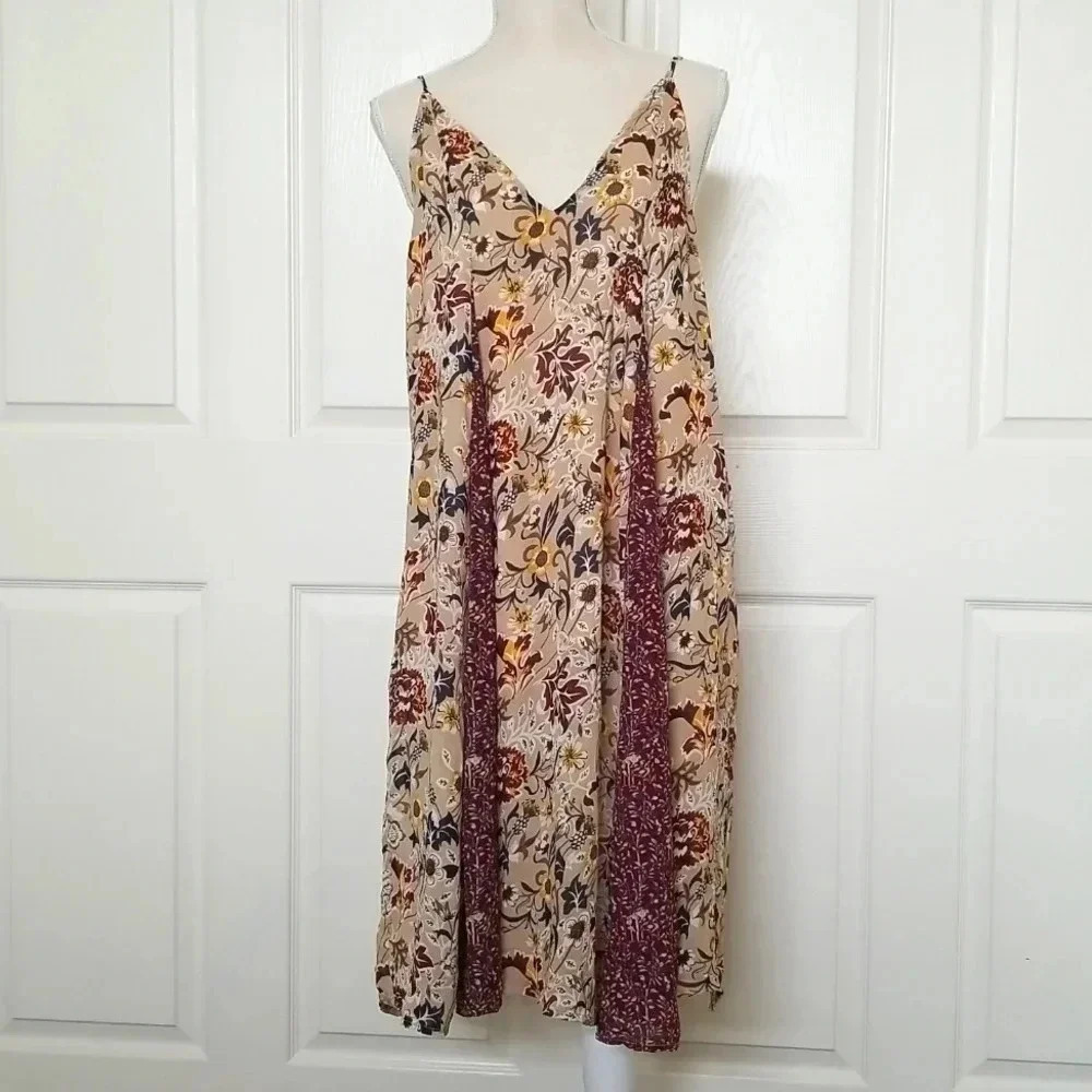 Su Silk | Floral Dress - Picture 1 of 7